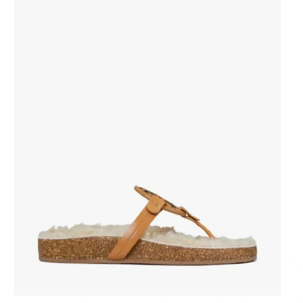 NEW $268 TORY BURCH Miller Cloud Genuine Shearling Flip Flop in size 7!